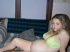 Sultry preggo porn babe spreads wide to take deep cock dipping in her pink gash