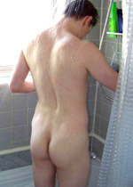 Twink guy posing and show his delightful naked body