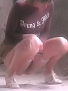 Teen prefers pee instead of sperm from her own boyfriend